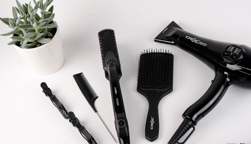 Scalp Oil Production: Patterns and Variations Among Individuals