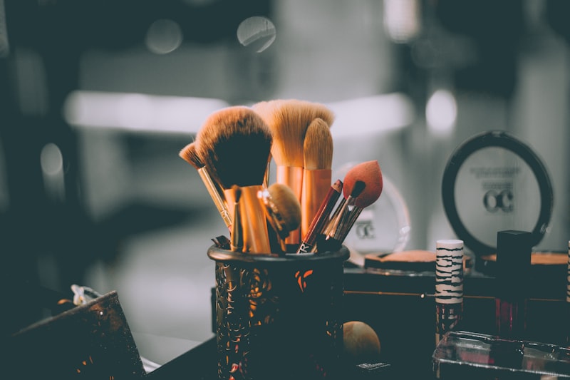 Concealer Formulation: Understanding Coverage and Finish